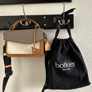 Botkier Cobble Hill Crossbody in Golden Truffle Combo